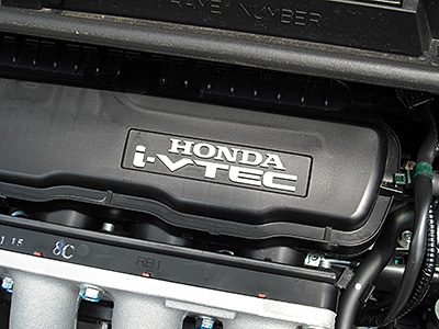 HONDA FIT RS GE8 5MT TYPE R オキツモの耐熱マーカーでエンジンロゴを塗装2